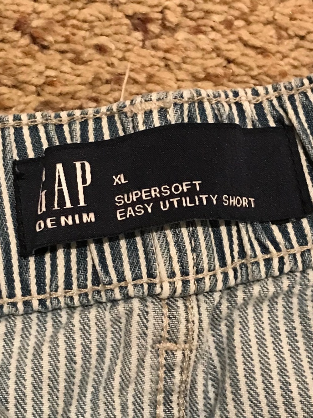 Striped shorts - Picture 2 of 4